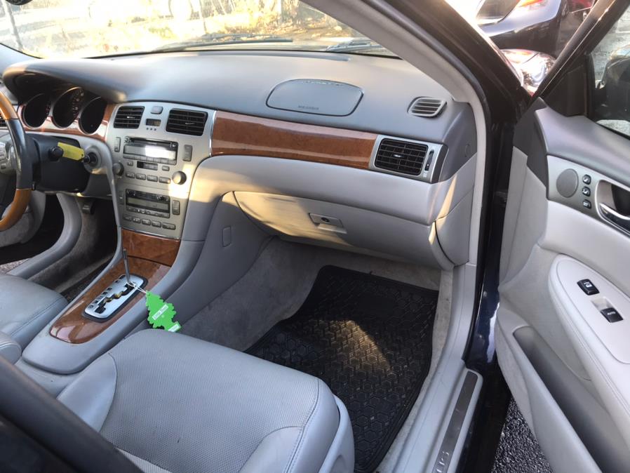 Used Lexus ES 330 4dr Sdn 2005 | Car Valley Group. Jersey City, New Jersey Used Lexus ES 330 4dr Sdn 2005 | Car Valley Group. Jersey City, New Jersey