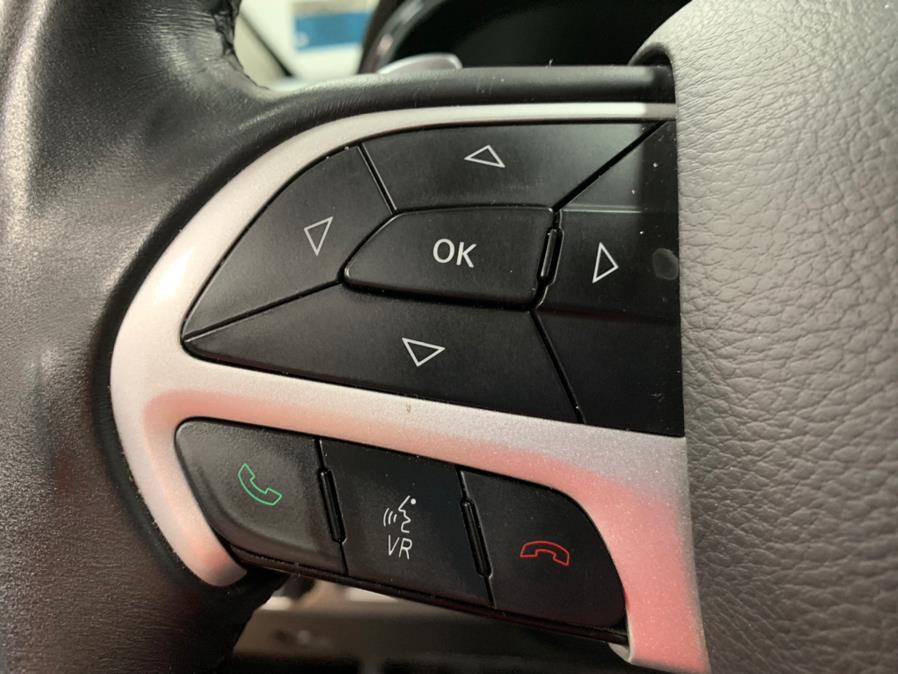 2014 Dodge Durango AWD 4dr SXT, available for sale in Inwood, New York | 5 Towns Drive. Inwood, New York 2014 Dodge Durango AWD 4dr SXT, available for sale in Inwood, New York | 5 Towns Drive. Inwood, New York