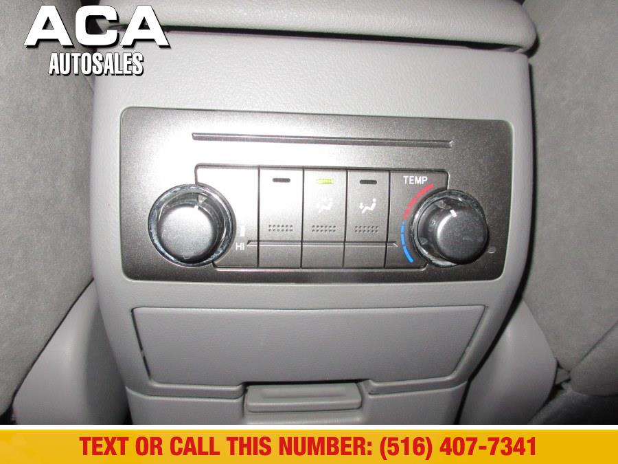 2012 Toyota Highlander BASE, available for sale in Lynbrook, New York | ACA Auto Sales. Lynbrook, New York 2012 Toyota Highlander BASE, available for sale in Lynbrook, New York | ACA Auto Sales. Lynbrook, New York