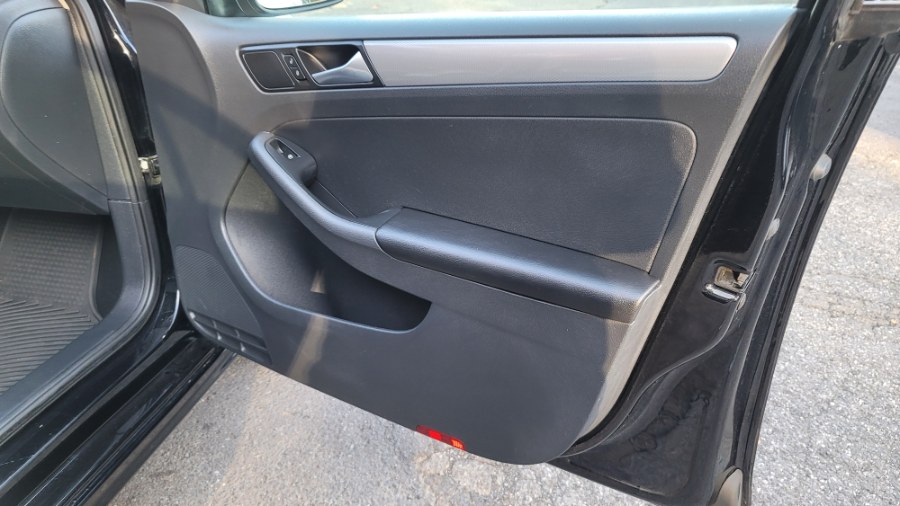 Used Volkswagen Jetta 1.4T S Manual 2017 | Auto Match LLC. Waterbury, Connecticut Used Volkswagen Jetta 1.4T S Manual 2017 | Auto Match LLC. Waterbury, Connecticut