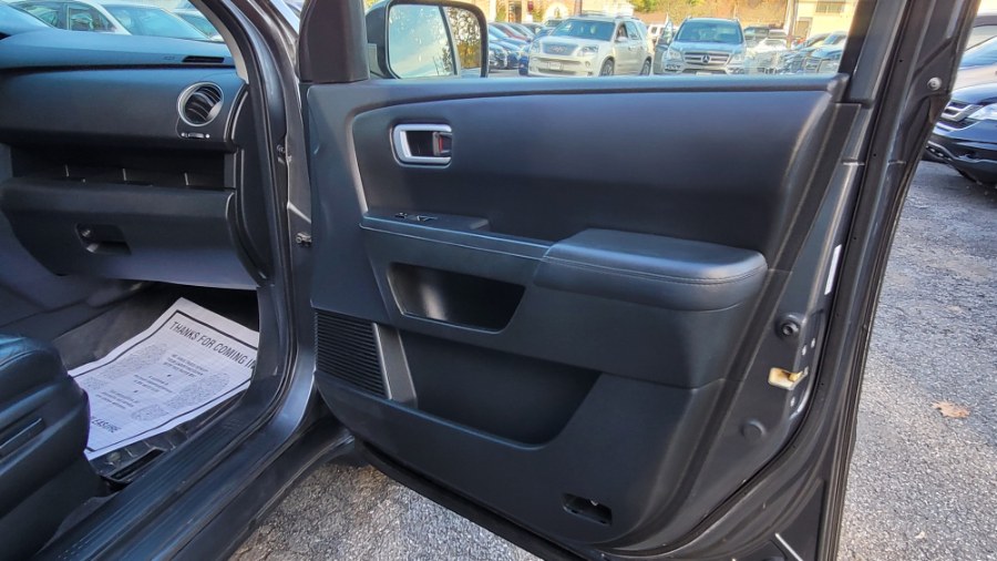 Used Honda Pilot 4WD 4dr EX-L 2011 | Auto Match LLC. Waterbury, Connecticut Used Honda Pilot 4WD 4dr EX-L 2011 | Auto Match LLC. Waterbury, Connecticut