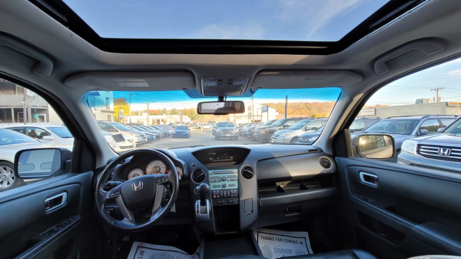 Used Honda Pilot 4WD 4dr EX-L 2011 | Auto Match LLC. Waterbury, Connecticut Used Honda Pilot 4WD 4dr EX-L 2011 | Auto Match LLC. Waterbury, Connecticut