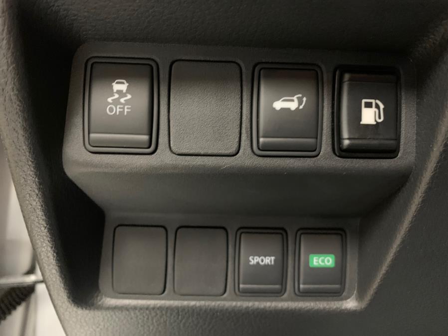 2018 Nissan Rogue FWD SV, available for sale in Inwood, New York | 5 Towns Drive. Inwood, New York 2018 Nissan Rogue FWD SV, available for sale in Inwood, New York | 5 Towns Drive. Inwood, New York
