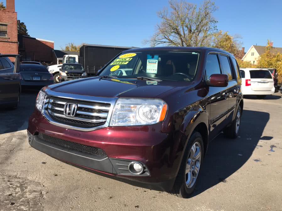 Used Honda Pilot 4WD 4dr EX-L w/RES 2013 | Affordable Motors Inc. Bridgeport, Connecticut Used Honda Pilot 4WD 4dr EX-L w/RES 2013 | Affordable Motors Inc. Bridgeport, Connecticut