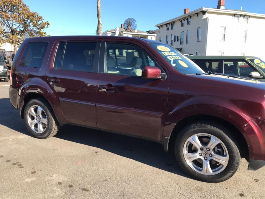 Used Honda Pilot 4WD 4dr EX-L w/RES 2013 | Affordable Motors Inc. Bridgeport, Connecticut Used Honda Pilot 4WD 4dr EX-L w/RES 2013 | Affordable Motors Inc. Bridgeport, Connecticut