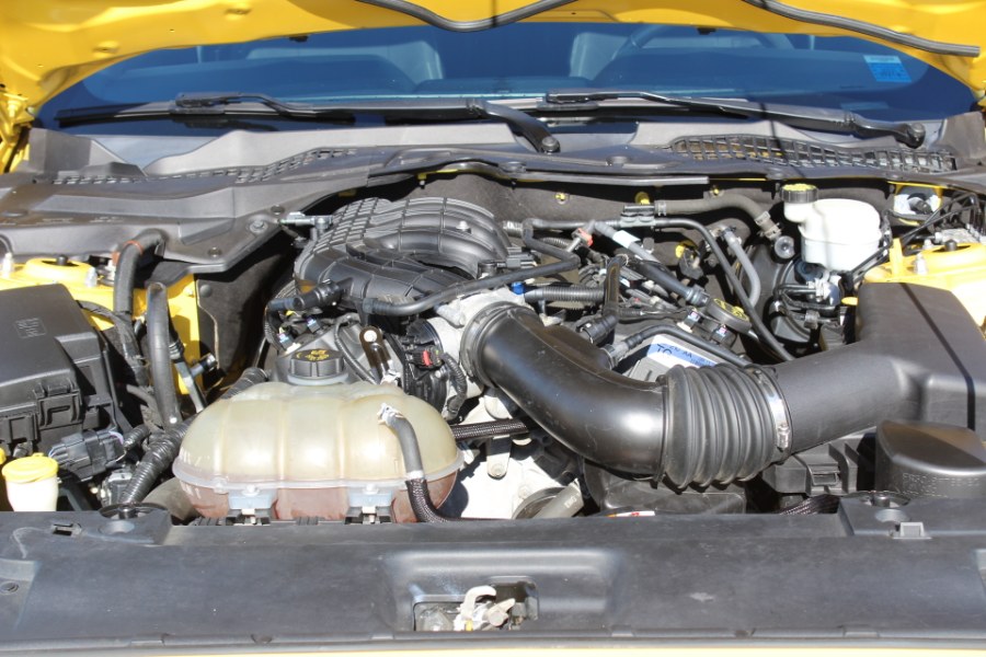 2016 Ford Mustang 2dr Fastback V6, available for sale in Great Neck, New York | Great Neck Car Buyers & Sellers. Great Neck, New York 2016 Ford Mustang 2dr Fastback V6, available for sale in Great Neck, New York | Great Neck Car Buyers & Sellers. Great Neck, New York