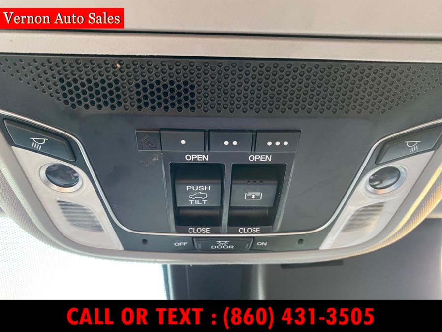 2016 Honda Pilot AWD 4dr Elite w/RES & Navi, available for sale in Manchester, Connecticut | Vernon Auto Sale & Service. Manchester, Connecticut 2016 Honda Pilot AWD 4dr Elite w/RES & Navi, available for sale in Manchester, Connecticut | Vernon Auto Sale & Service. Manchester, Connecticut