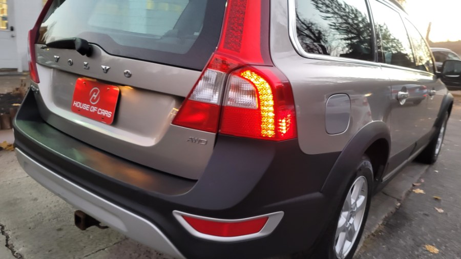 Used Volvo XC70 4dr Wgn 3.2L AWD 2011 | House of Cars. Watertown, Connecticut Used Volvo XC70 4dr Wgn 3.2L AWD 2011 | House of Cars. Watertown, Connecticut