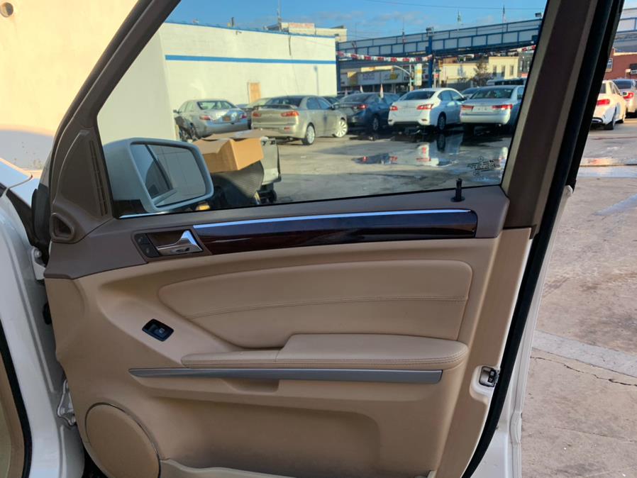 2012 Mercedes-Benz GL-Class 4MATIC 4dr GL 450, available for sale in Brooklyn, New York | Brooklyn Auto Mall LLC. Brooklyn, New York 2012 Mercedes-Benz GL-Class 4MATIC 4dr GL 450, available for sale in Brooklyn, New York | Brooklyn Auto Mall LLC. Brooklyn, New York