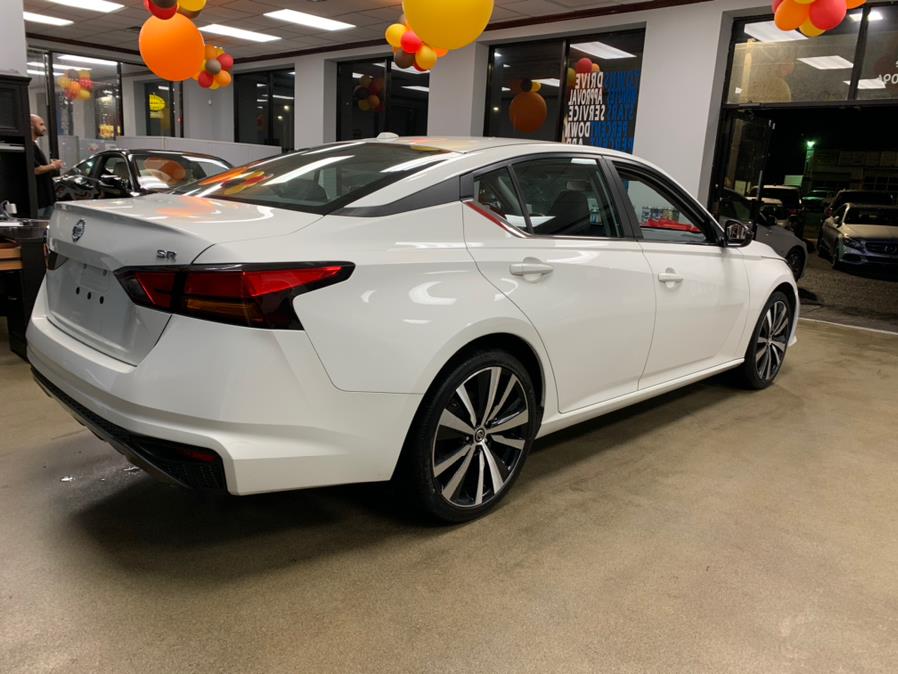 Used Nissan Altima 2.5 SR Sedan 2019 | 5 Towns Drive. Inwood, New York Used Nissan Altima 2.5 SR Sedan 2019 | 5 Towns Drive. Inwood, New York