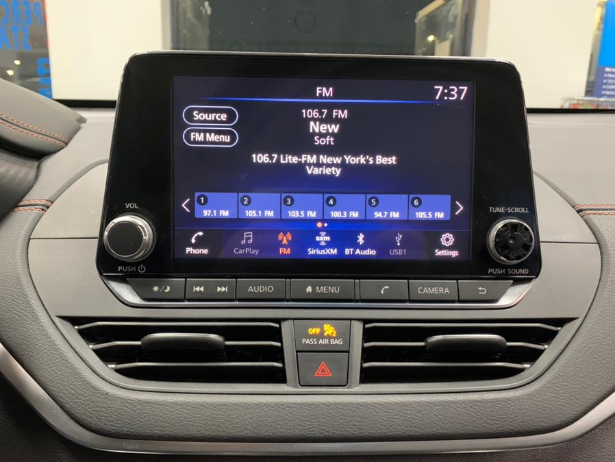 Used Nissan Altima 2.5 SR Sedan 2019 | 5 Towns Drive. Inwood, New York Used Nissan Altima 2.5 SR Sedan 2019 | 5 Towns Drive. Inwood, New York