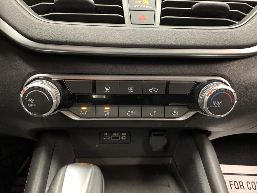 Used Nissan Altima 2.5 SR Sedan 2019 | 5 Towns Drive. Inwood, New York Used Nissan Altima 2.5 SR Sedan 2019 | 5 Towns Drive. Inwood, New York