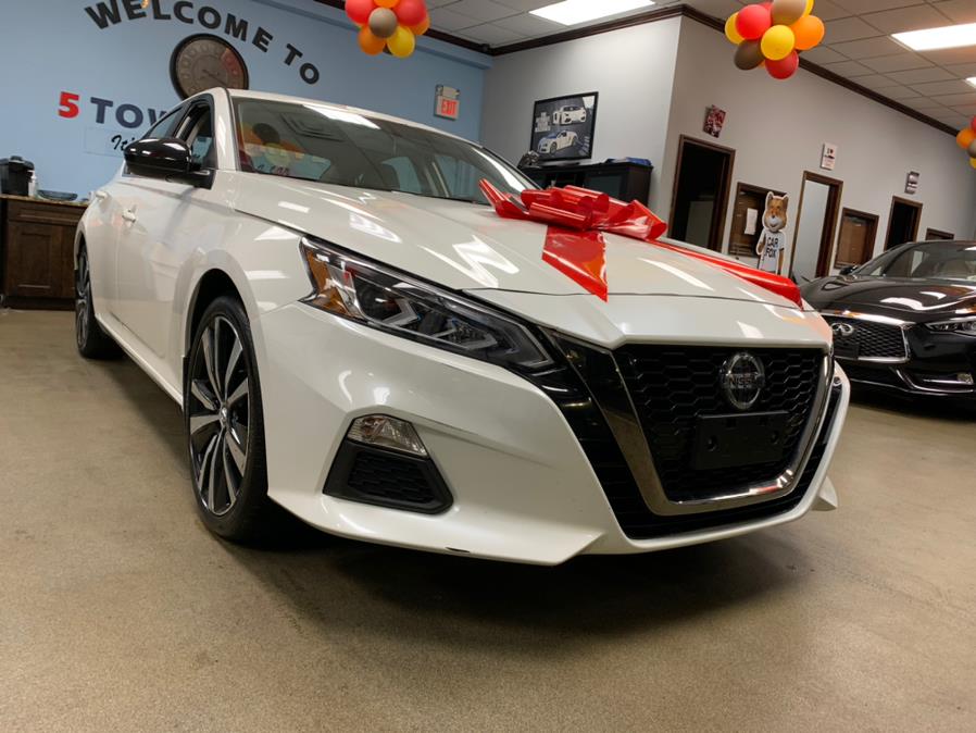 2019 Nissan Altima 2.5 SR Sedan, available for sale in Inwood, New York | 5 Towns Drive. Inwood, New York 2019 Nissan Altima 2.5 SR Sedan, available for sale in Inwood, New York | 5 Towns Drive. Inwood, New York