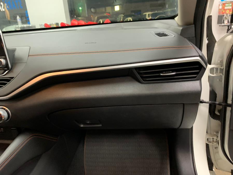 2019 Nissan Altima 2.5 SR Sedan, available for sale in Inwood, New York | 5 Towns Drive. Inwood, New York 2019 Nissan Altima 2.5 SR Sedan, available for sale in Inwood, New York | 5 Towns Drive. Inwood, New York