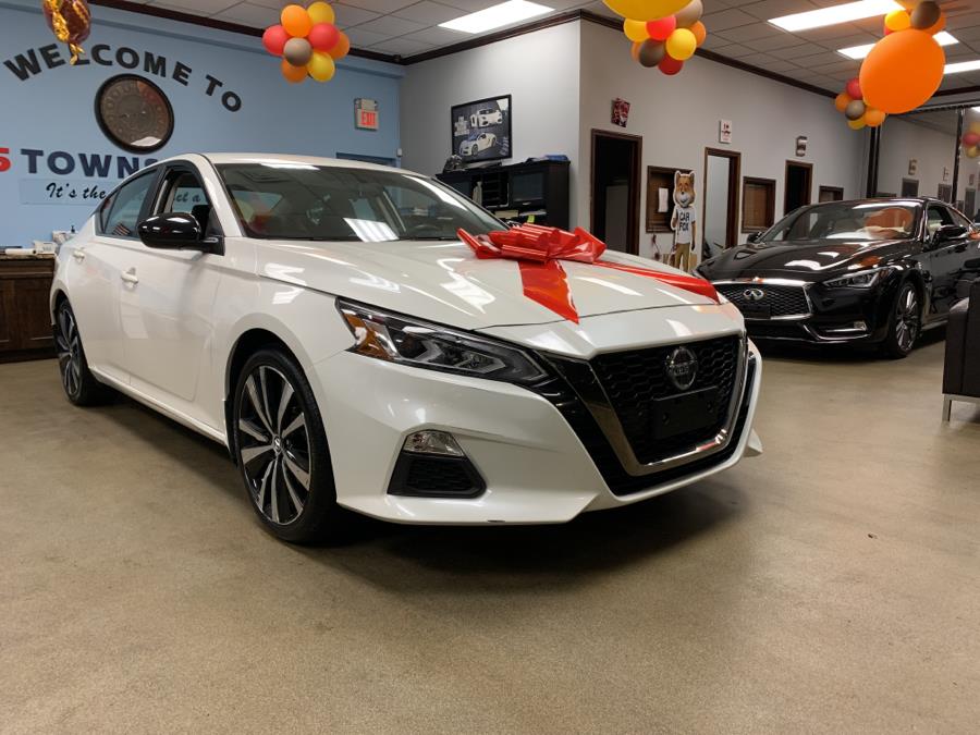 2019 Nissan Altima 2.5 SR Sedan, available for sale in Inwood, New York | 5 Towns Drive. Inwood, New York 2019 Nissan Altima 2.5 SR Sedan, available for sale in Inwood, New York | 5 Towns Drive. Inwood, New York