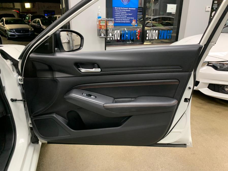 2019 Nissan Altima 2.5 SR Sedan, available for sale in Inwood, New York | 5 Towns Drive. Inwood, New York 2019 Nissan Altima 2.5 SR Sedan, available for sale in Inwood, New York | 5 Towns Drive. Inwood, New York