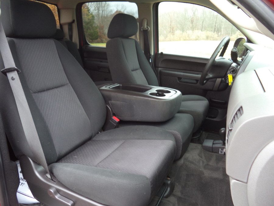 2011 GMC Sierra 1500 4WD Crew Cab 143.5", available for sale in Berlin, Connecticut | International Motorcars llc. Berlin, Connecticut 2011 GMC Sierra 1500 4WD Crew Cab 143.5", available for sale in Berlin, Connecticut | International Motorcars llc. Berlin, Connecticut