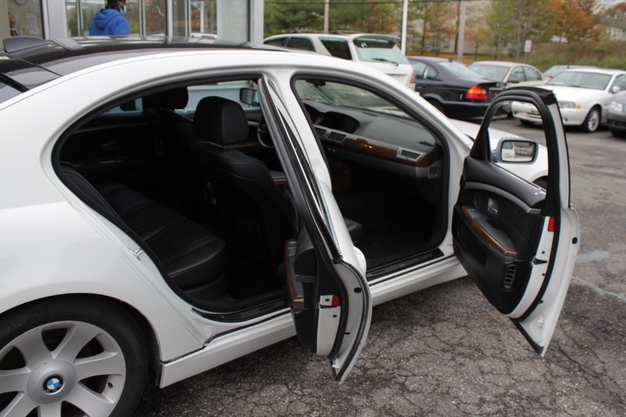 2006 BMW 7 Series 750i 4dr Sdn, available for sale in West Babylon, New York | Boss Auto Sales. West Babylon, New York 2006 BMW 7 Series 750i 4dr Sdn, available for sale in West Babylon, New York | Boss Auto Sales. West Babylon, New York