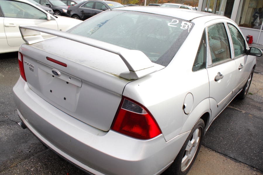 2007 Ford Focus 4dr Sdn SE, available for sale in West Babylon, New York | Boss Auto Sales. West Babylon, New York 2007 Ford Focus 4dr Sdn SE, available for sale in West Babylon, New York | Boss Auto Sales. West Babylon, New York