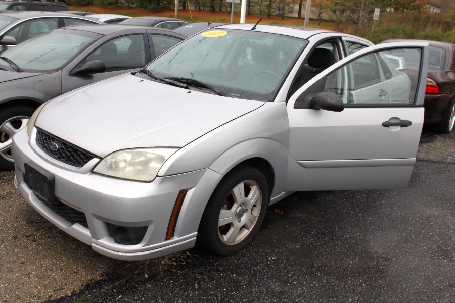 2007 Ford Focus 4dr Sdn SE, available for sale in West Babylon, New York | Boss Auto Sales. West Babylon, New York 2007 Ford Focus 4dr Sdn SE, available for sale in West Babylon, New York | Boss Auto Sales. West Babylon, New York