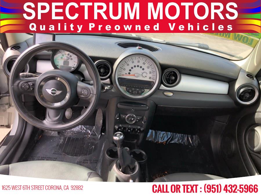 Used MINI Cooper Hardtop 2dr Cpe 2011 | Spectrum Motors. Corona, California