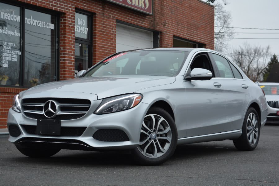 Used Mercedes-Benz C-Class 4dr Sdn C300 Luxury 4MATIC 2015 | Longmeadow Motor Cars. ENFIELD, Connecticut