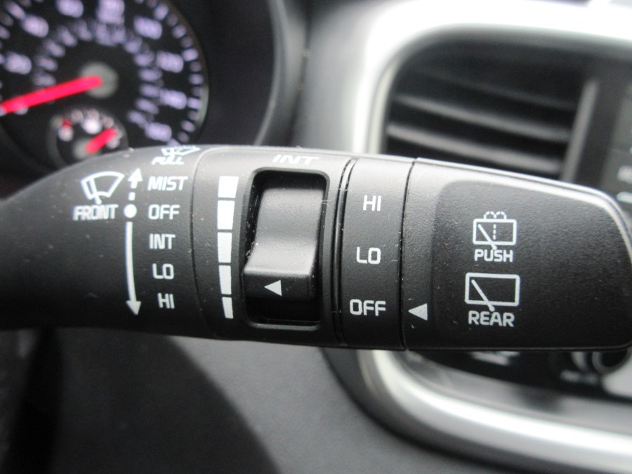 Used Kia Sorento LX V6 FWD 2019 | Route 27 Auto Mall. Linden, New Jersey Used Kia Sorento LX V6 FWD 2019 | Route 27 Auto Mall. Linden, New Jersey