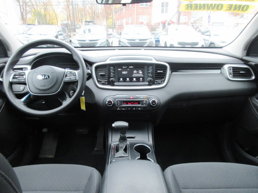 Used Kia Sorento LX V6 FWD 2019 | Route 27 Auto Mall. Linden, New Jersey Used Kia Sorento LX V6 FWD 2019 | Route 27 Auto Mall. Linden, New Jersey
