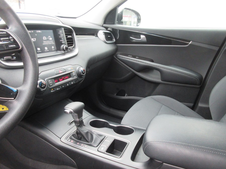 Used Kia Sorento LX V6 FWD 2019 | Route 27 Auto Mall. Linden, New Jersey Used Kia Sorento LX V6 FWD 2019 | Route 27 Auto Mall. Linden, New Jersey