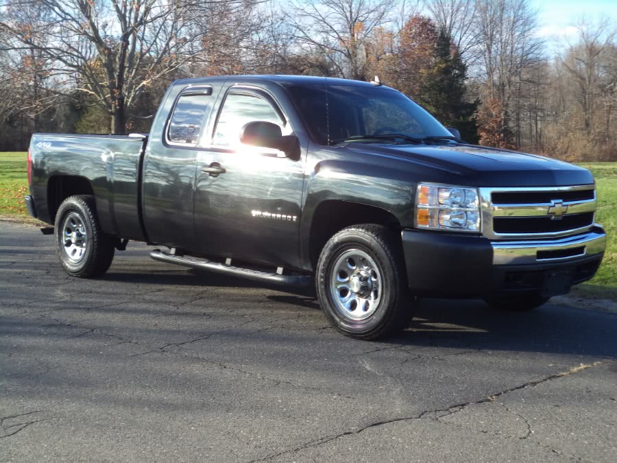 2009 Chevrolet Silverado 1500 EXT 4X4 LS, available for sale in Berlin, Connecticut | International Motorcars llc. Berlin, Connecticut 2009 Chevrolet Silverado 1500 EXT 4X4 LS, available for sale in Berlin, Connecticut | International Motorcars llc. Berlin, Connecticut