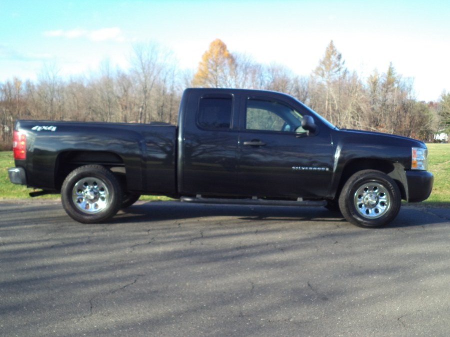 2009 Chevrolet Silverado 1500 EXT 4X4 LS, available for sale in Berlin, Connecticut | International Motorcars llc. Berlin, Connecticut 2009 Chevrolet Silverado 1500 EXT 4X4 LS, available for sale in Berlin, Connecticut | International Motorcars llc. Berlin, Connecticut