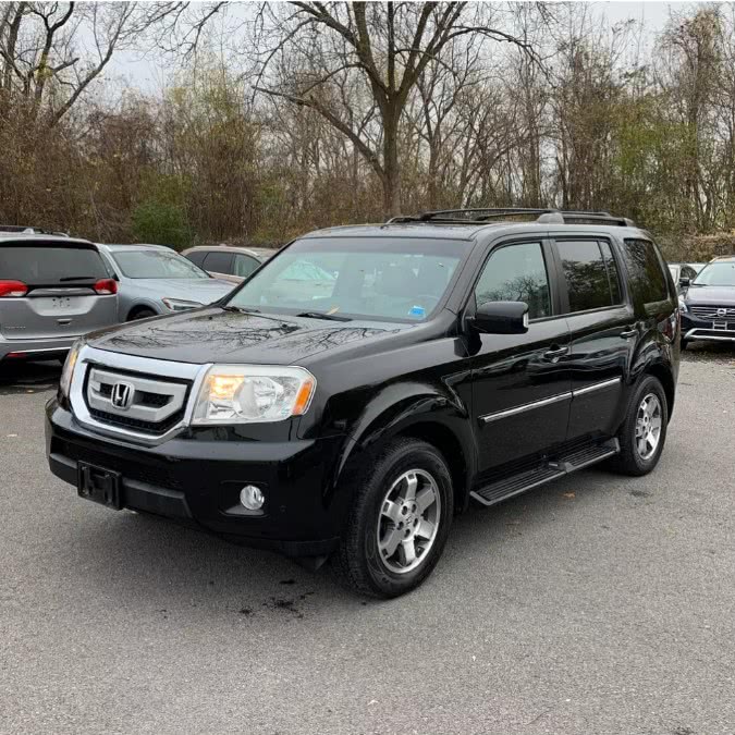 2011 Honda Pilot 4WD, w/Navigation,DVD Back Up Camera,Sunroof,3rd Row, available for sale in Queens, NY