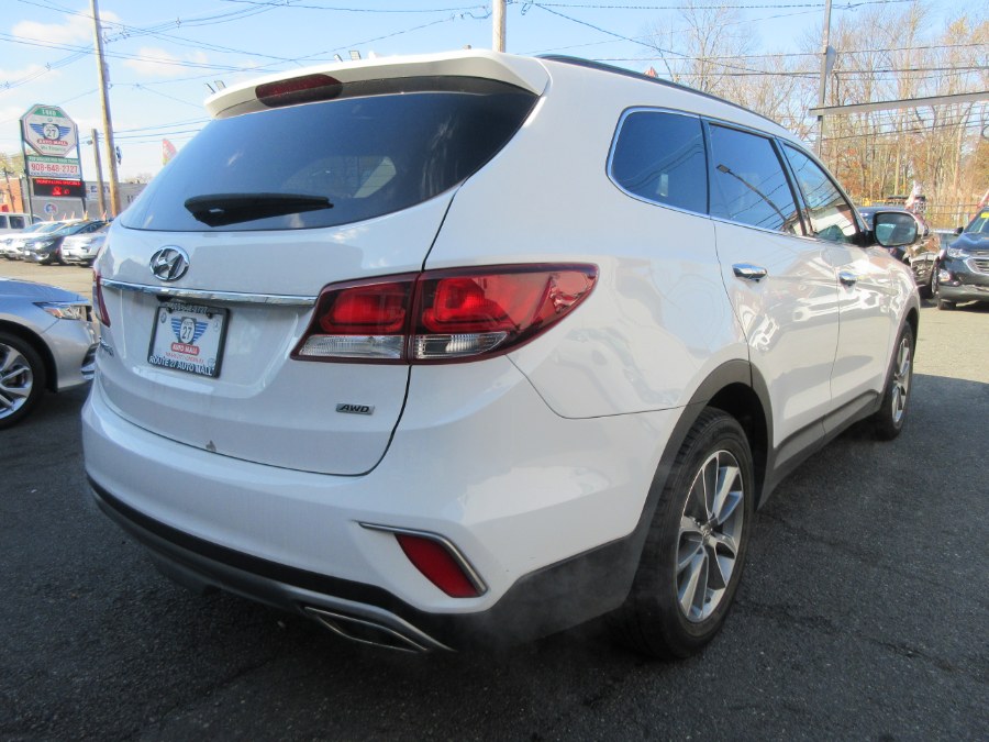 Used Hyundai Santa Fe SE 3.3L Auto AWD 2017 | Route 27 Auto Mall. Linden, New Jersey Used Hyundai Santa Fe SE 3.3L Auto AWD 2017 | Route 27 Auto Mall. Linden, New Jersey