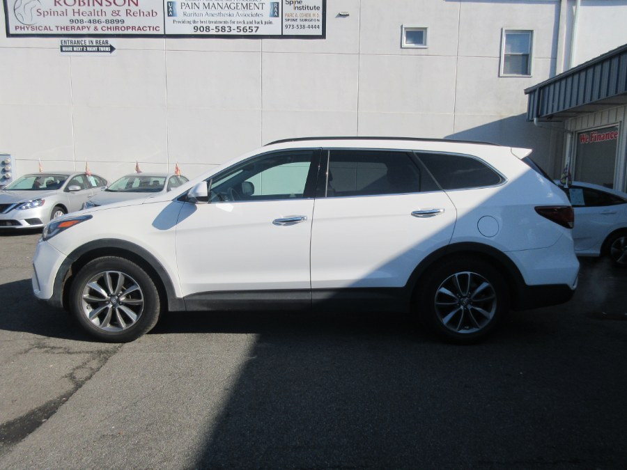 Used Hyundai Santa Fe SE 3.3L Auto AWD 2017 | Route 27 Auto Mall. Linden, New Jersey Used Hyundai Santa Fe SE 3.3L Auto AWD 2017 | Route 27 Auto Mall. Linden, New Jersey