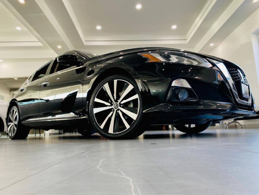 Used Nissan Altima 2.5 Platinum AWD Sedan 2019 | Luxury Motor Club. Franklin Square, New York Used Nissan Altima 2.5 Platinum AWD Sedan 2019 | Luxury Motor Club. Franklin Square, New York