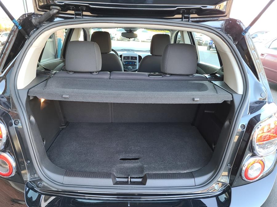 Used Chevrolet Sonic 5dr HB 2LT 2012 | National Auto Brokers, Inc.. Waterbury, Connecticut Used Chevrolet Sonic 5dr HB 2LT 2012 | National Auto Brokers, Inc.. Waterbury, Connecticut