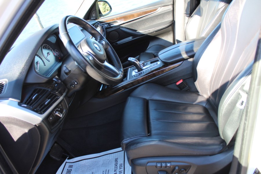 2015 BMW X5 AWD M-Pkg, available for sale in Great Neck, New York | Great Neck Car Buyers & Sellers. Great Neck, New York 2015 BMW X5 AWD M-Pkg, available for sale in Great Neck, New York | Great Neck Car Buyers & Sellers. Great Neck, New York