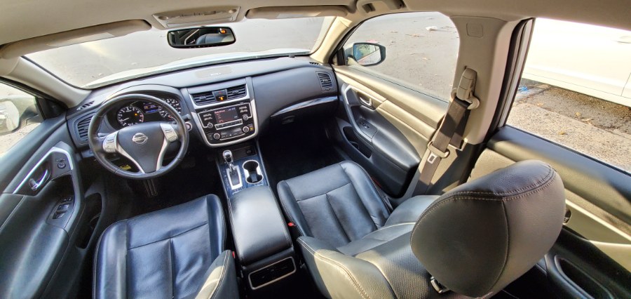 Used Nissan Altima 2.5 SV Sedan 2018 | Rubber Bros Auto World. Brooklyn, New York Used Nissan Altima 2.5 SV Sedan 2018 | Rubber Bros Auto World. Brooklyn, New York