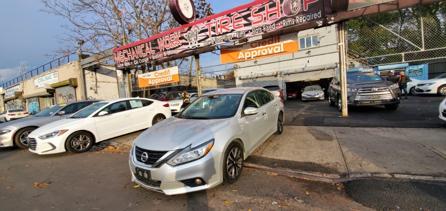 Used Nissan Altima 2.5 SV Sedan 2018 | Rubber Bros Auto World. Brooklyn, New York Used Nissan Altima 2.5 SV Sedan 2018 | Rubber Bros Auto World. Brooklyn, New York
