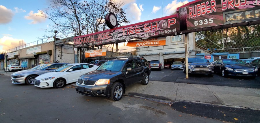 Used Mitsubishi Endeavor AWD 4dr SE 2011 | Rubber Bros Auto World. Brooklyn, New York Used Mitsubishi Endeavor AWD 4dr SE 2011 | Rubber Bros Auto World. Brooklyn, New York