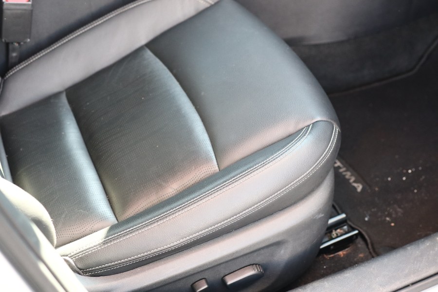 Used Nissan Altima 2.5 SL Sedan 2019 | Hillside Auto Mall Inc.. Jamaica, New York Used Nissan Altima 2.5 SL Sedan 2019 | Hillside Auto Mall Inc.. Jamaica, New York
