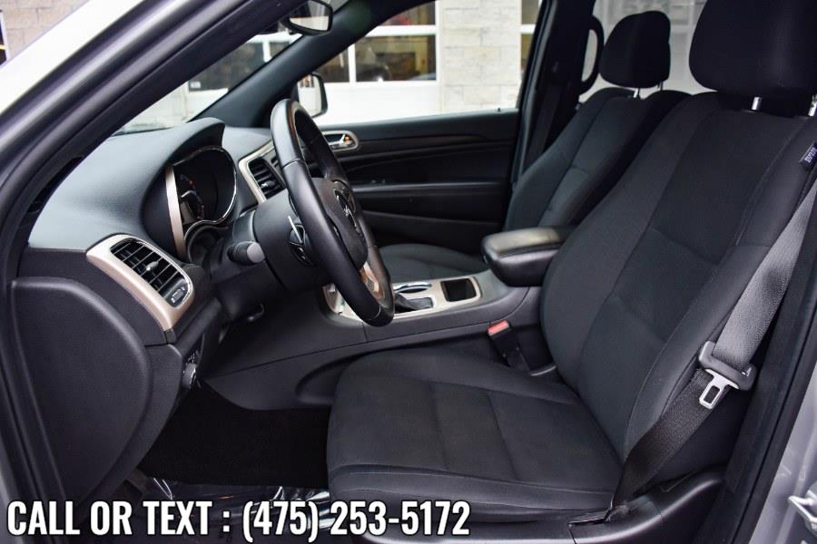 2017 Jeep Grand Cherokee Altitude 4x4, available for sale in Waterbury, Connecticut | Highline Car Connection. Waterbury, Connecticut 2017 Jeep Grand Cherokee Altitude 4x4, available for sale in Waterbury, Connecticut | Highline Car Connection. Waterbury, Connecticut