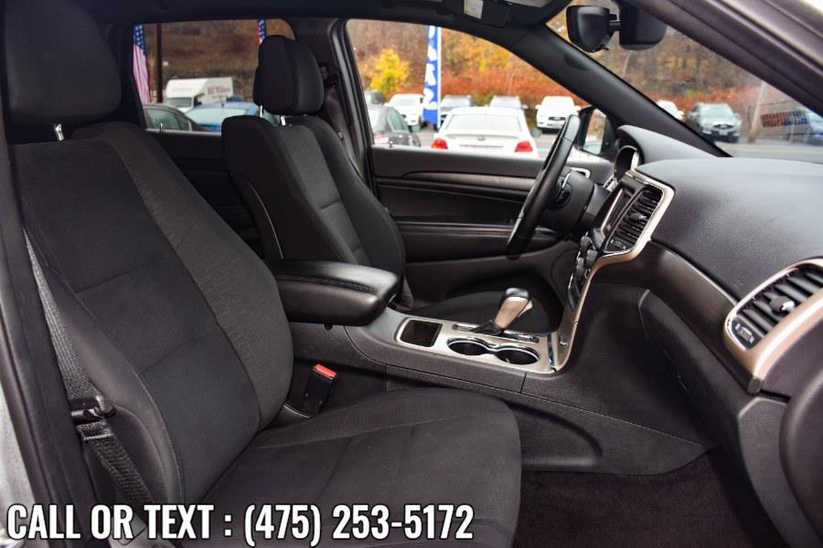 2017 Jeep Grand Cherokee Altitude 4x4, available for sale in Waterbury, Connecticut | Highline Car Connection. Waterbury, Connecticut 2017 Jeep Grand Cherokee Altitude 4x4, available for sale in Waterbury, Connecticut | Highline Car Connection. Waterbury, Connecticut