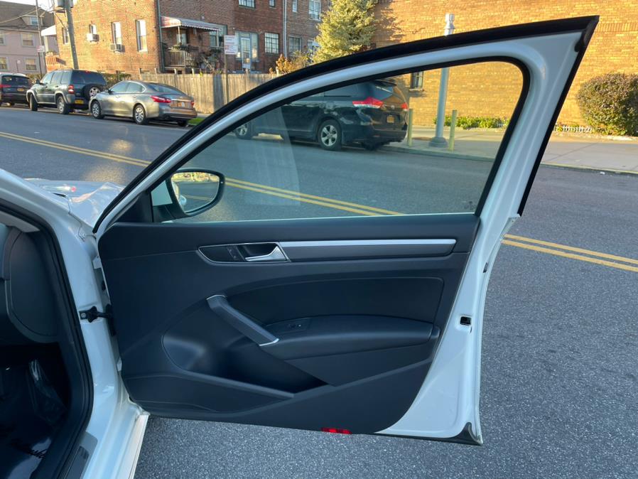 2017 Volkswagen Passat R-Line w/Comfort Pkg Auto, available for sale in Brooklyn, New York | Worlds Best Auto Inc. Brooklyn, New York 2017 Volkswagen Passat R-Line w/Comfort Pkg Auto, available for sale in Brooklyn, New York | Worlds Best Auto Inc. Brooklyn, New York