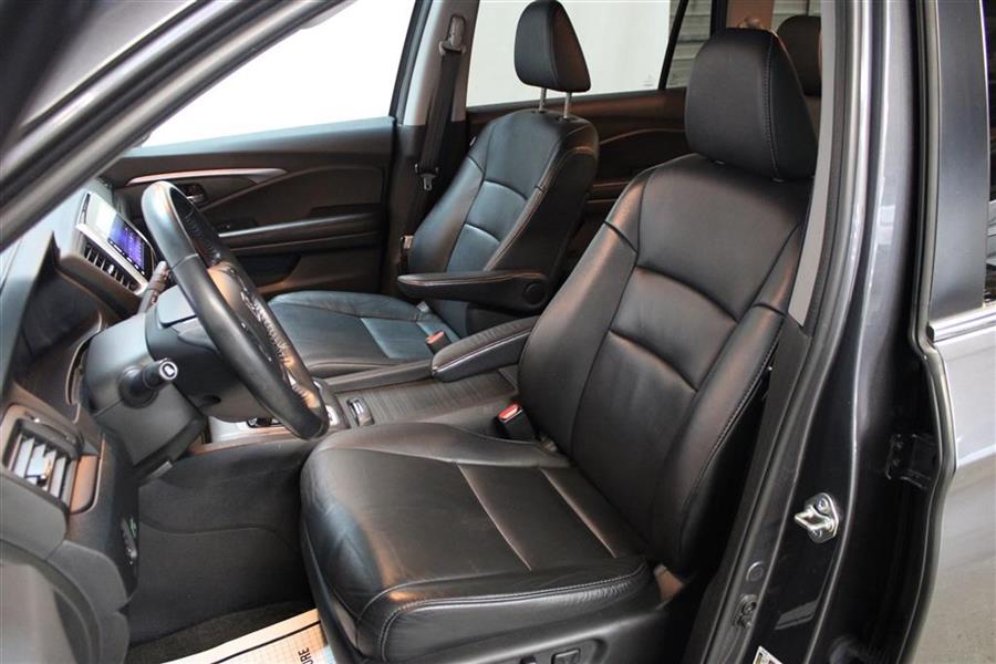 Used Honda Pilot EXL 2016 | Fast Track Motors. Paterson, New Jersey Used Honda Pilot EXL 2016 | Fast Track Motors. Paterson, New Jersey