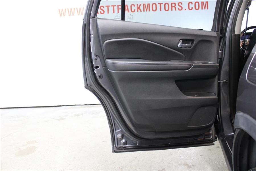 Used Honda Pilot EXL 2016 | Fast Track Motors. Paterson, New Jersey Used Honda Pilot EXL 2016 | Fast Track Motors. Paterson, New Jersey