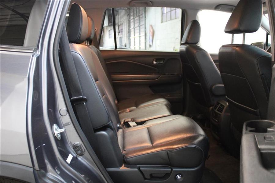Used Honda Pilot EXL 2016 | Fast Track Motors. Paterson, New Jersey Used Honda Pilot EXL 2016 | Fast Track Motors. Paterson, New Jersey