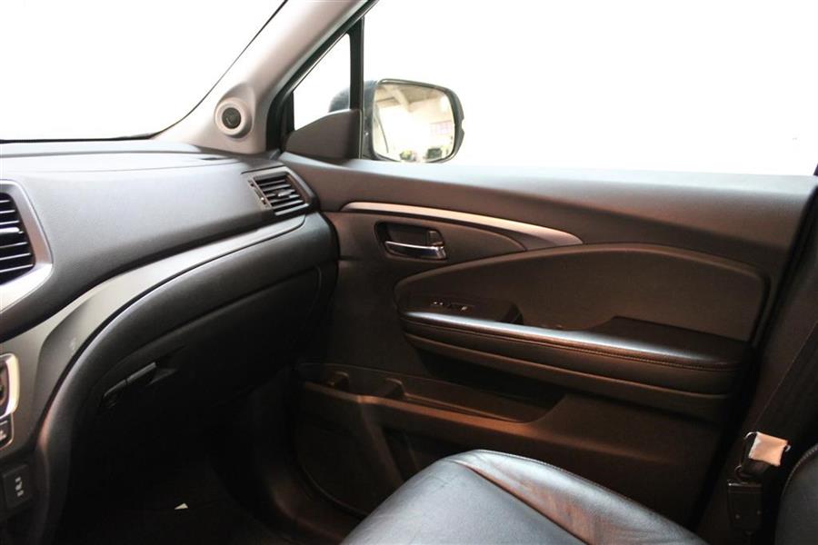 Used Honda Pilot EXL 2016 | Fast Track Motors. Paterson, New Jersey Used Honda Pilot EXL 2016 | Fast Track Motors. Paterson, New Jersey