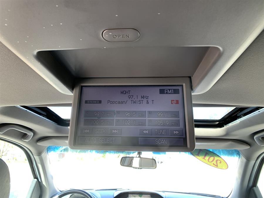 2011 Honda Pilot 4WD 4dr Touring w/RES & Navi, available for sale in Stratford, Connecticut | Wiz Leasing Inc. Stratford, Connecticut 2011 Honda Pilot 4WD 4dr Touring w/RES & Navi, available for sale in Stratford, Connecticut | Wiz Leasing Inc. Stratford, Connecticut