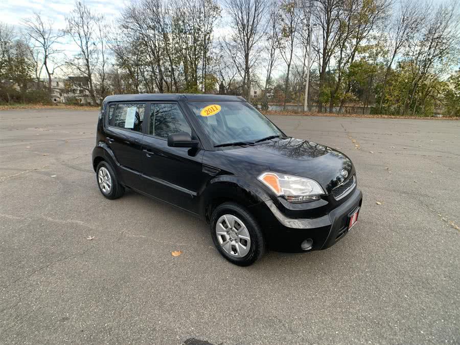 2011 Kia Soul 5dr Wgn Man, available for sale in Stratford, Connecticut | Wiz Leasing Inc. Stratford, Connecticut